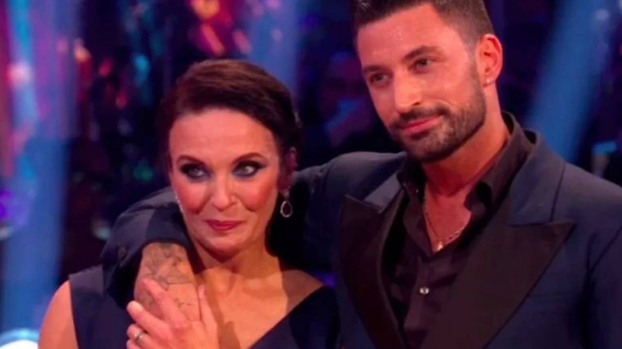 Giovanni Pernice, l’ultima vip che ha ballato con lui a Strictly Come Dancing ha sporto denuncia