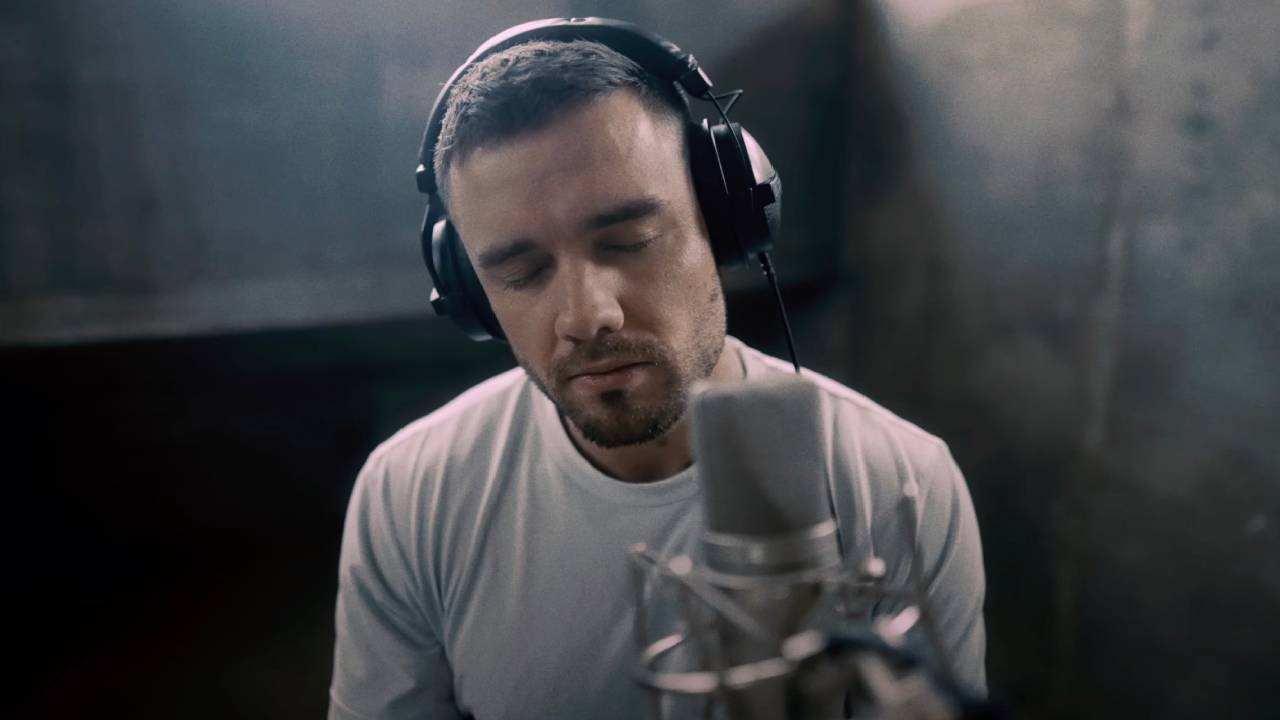 Liam Payne: “La casa discografica l’ha scaricato giorni prima della morte”