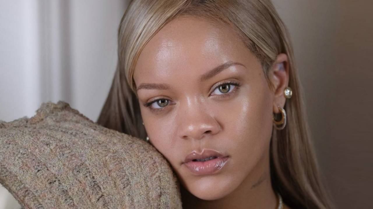 Rihanna spiazza: “Ringrazio la musica, ma Dio ha altri piani per me”